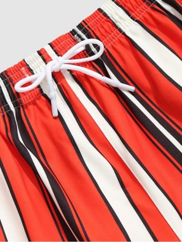 Contrasting Stripe Pattern Shorts